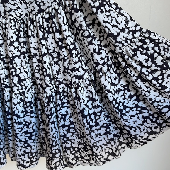 ZARA | Claris black and white long sleeve mini dress - Picture 11 of 13